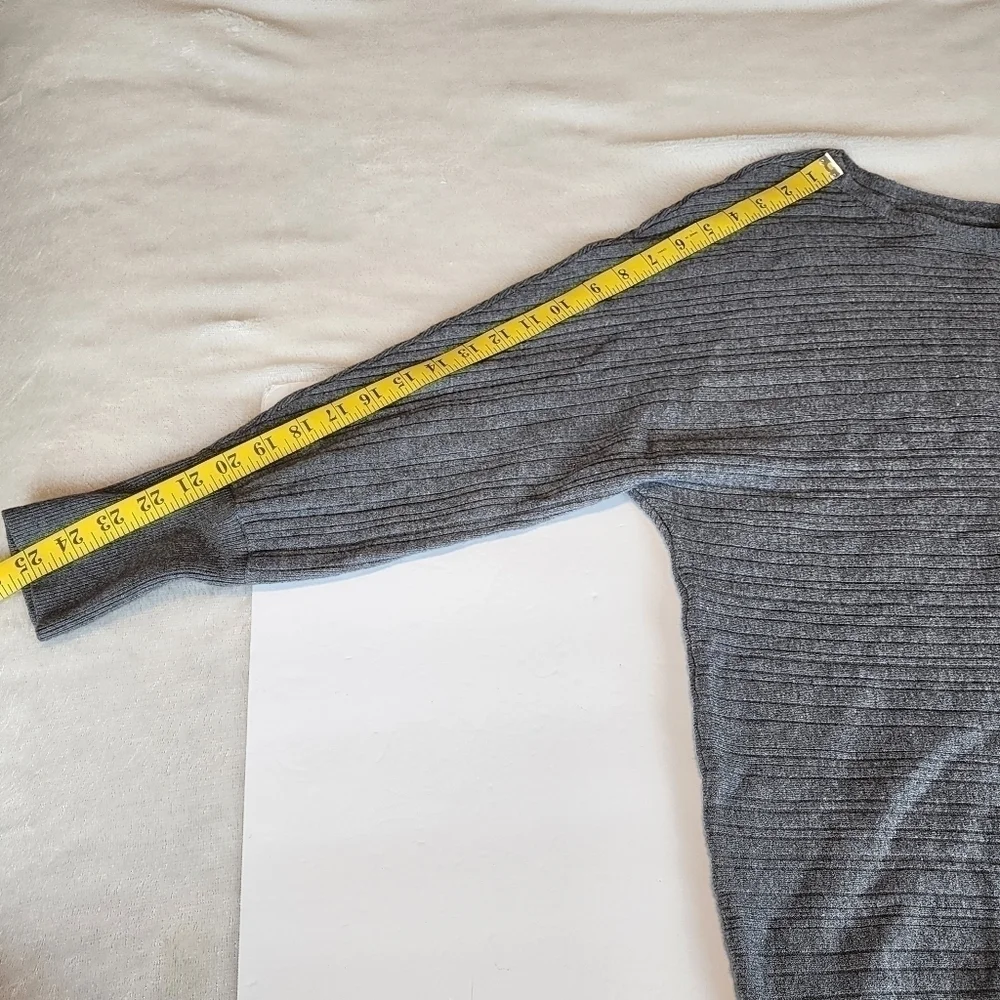 Chico's grey sweater size 3 / XL soft cozy 2 % cashmere